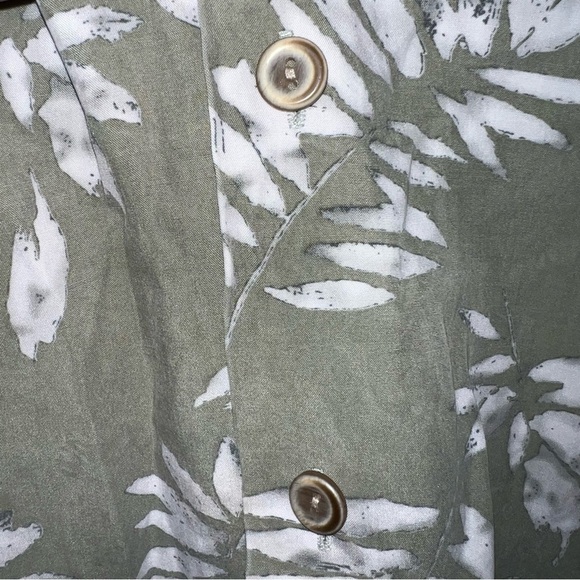 Greg Norman Sage Green Short Sleeve Button Down Shirt Size XL - Picture 6 of 7